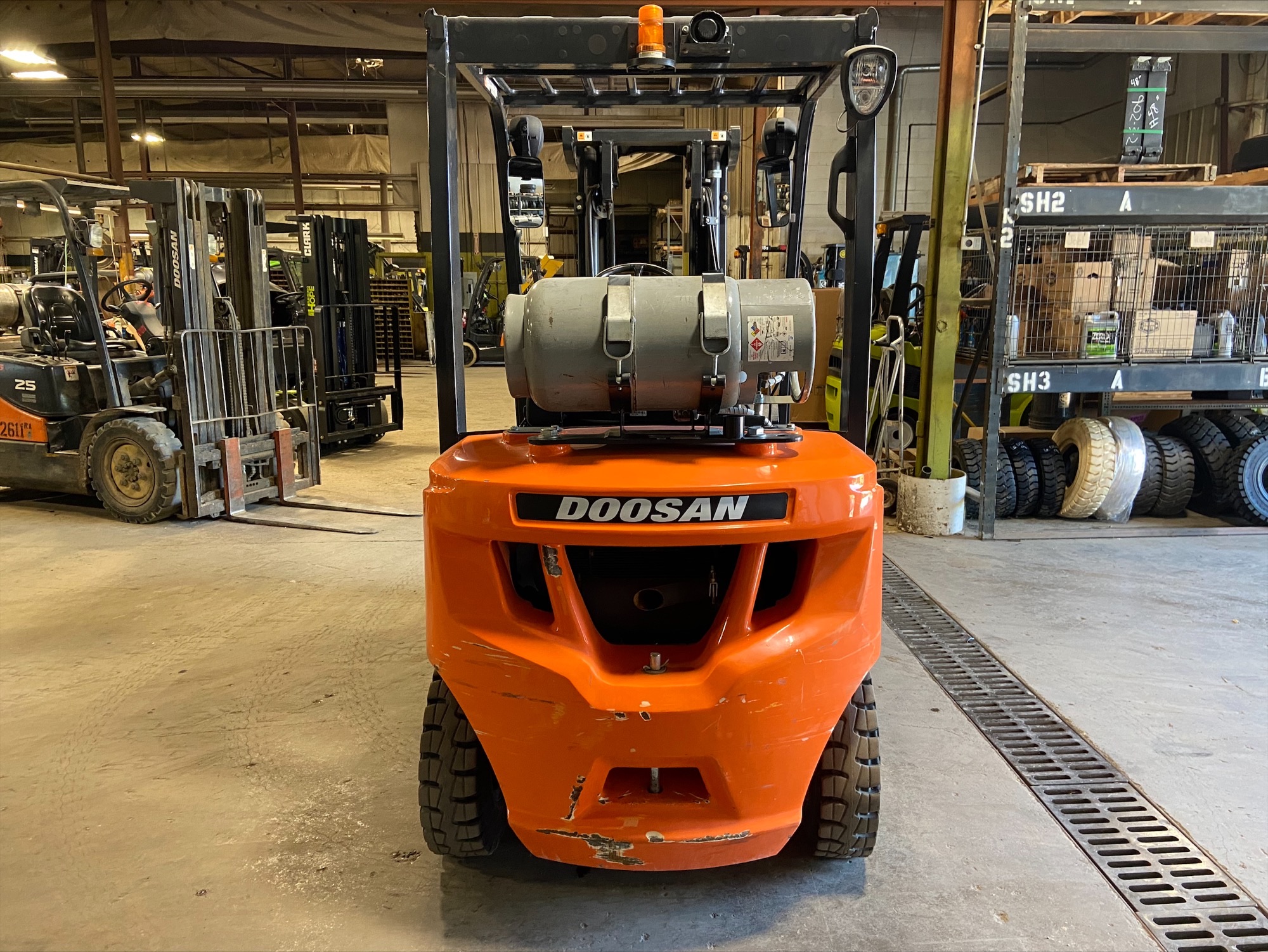 Primary display photo for 2018 DOOSAN G25N-7 IC Pneumatic Tire